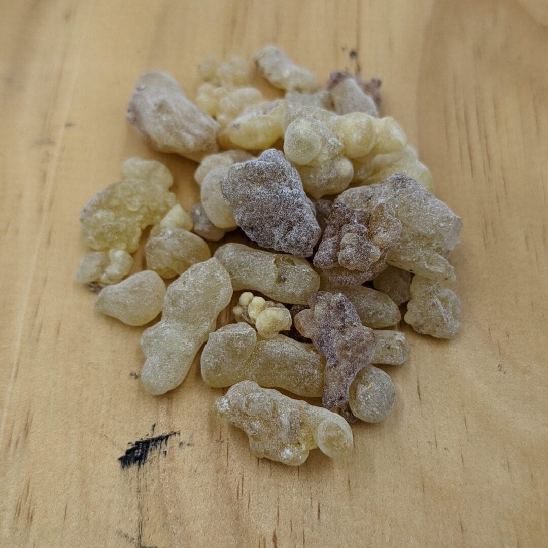 Pure Wild Hojary Frankincense from Oman - Sample Jar